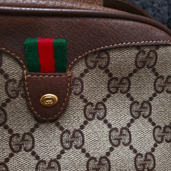 **Sold Via Vestiaire Collective** Gucci GG Sherry Line Handbag - Picture 5 of 15